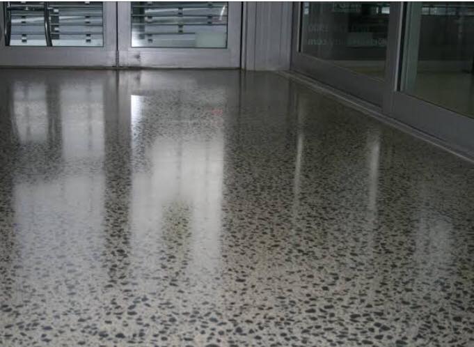 Polished-agregate-concrete-flooring